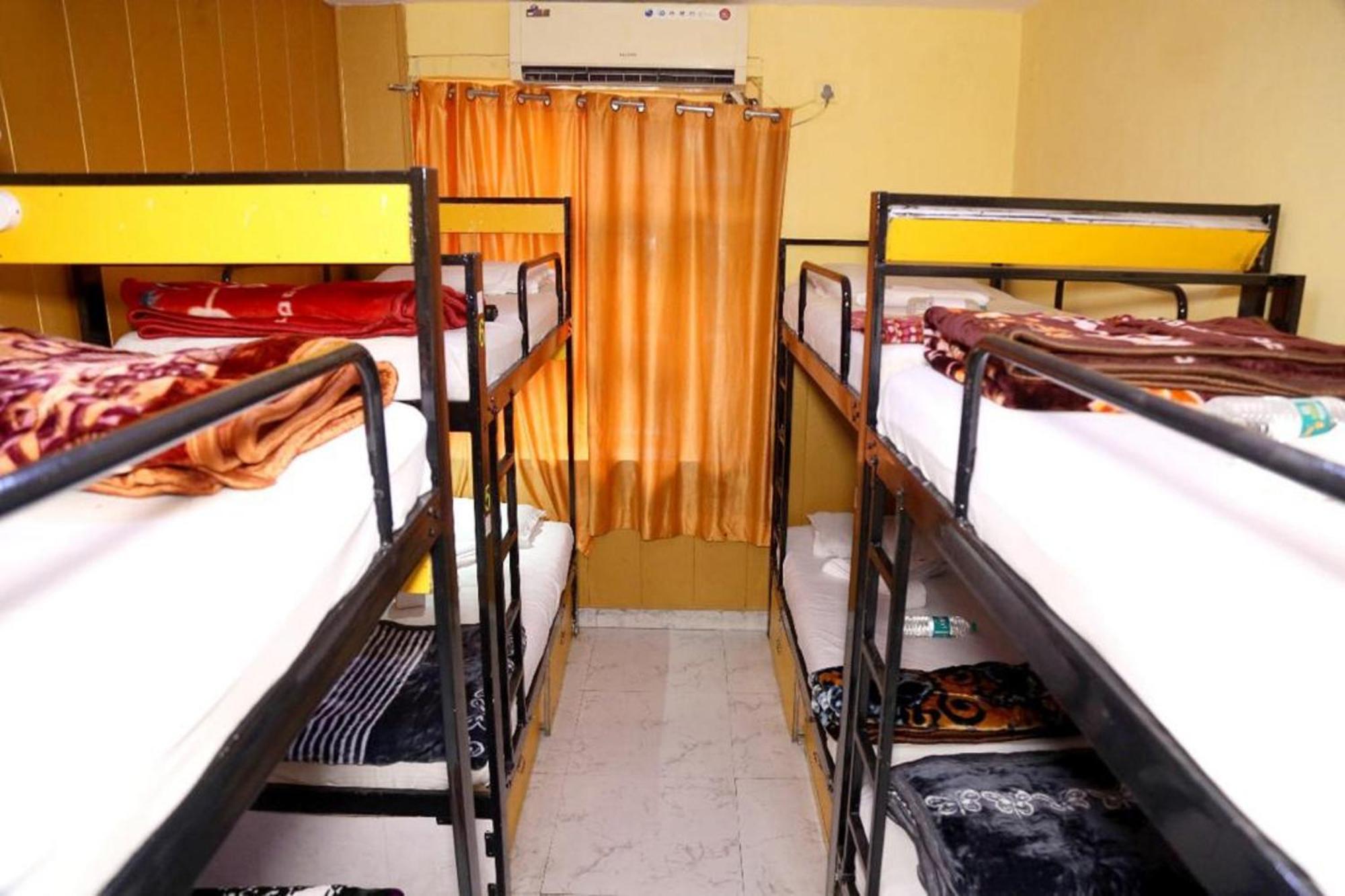 Bunk Hostel Delhi Best Backpacking Accommodation New Delhi Exteriör bild