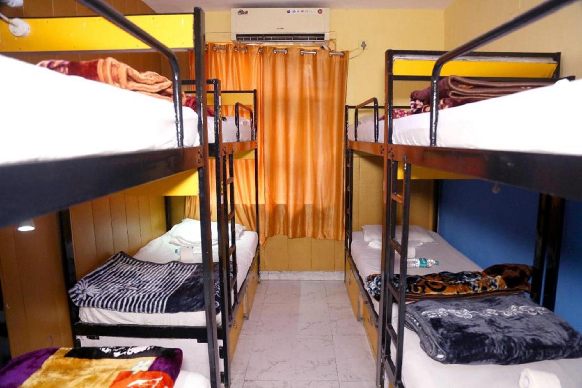 Bunk Hostel Delhi Best Backpacking Accommodation New Delhi Exteriör bild