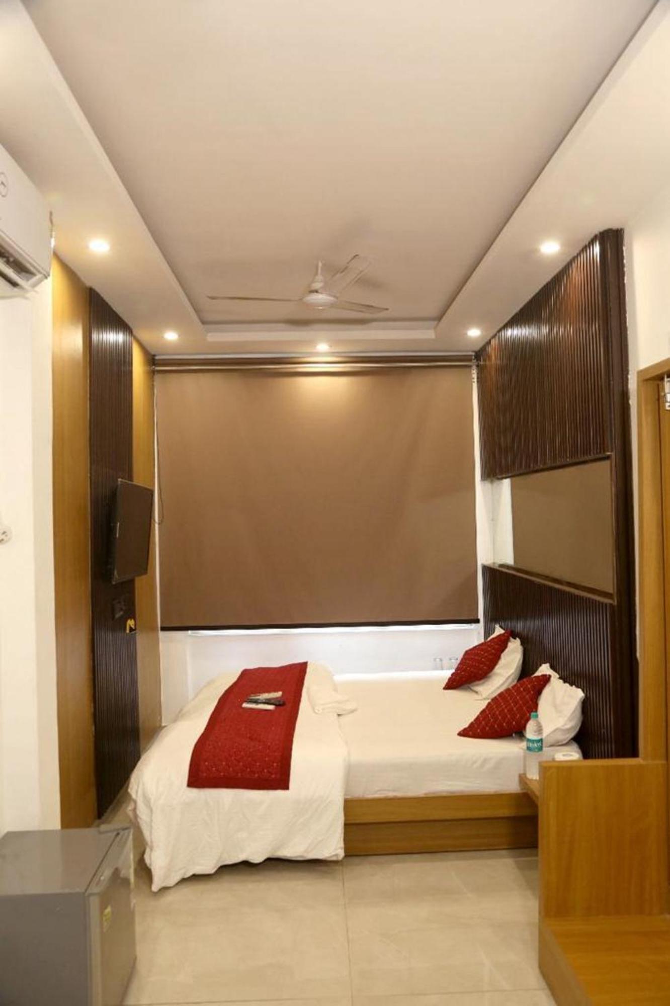 Bunk Hostel Delhi Best Backpacking Accommodation New Delhi Exteriör bild