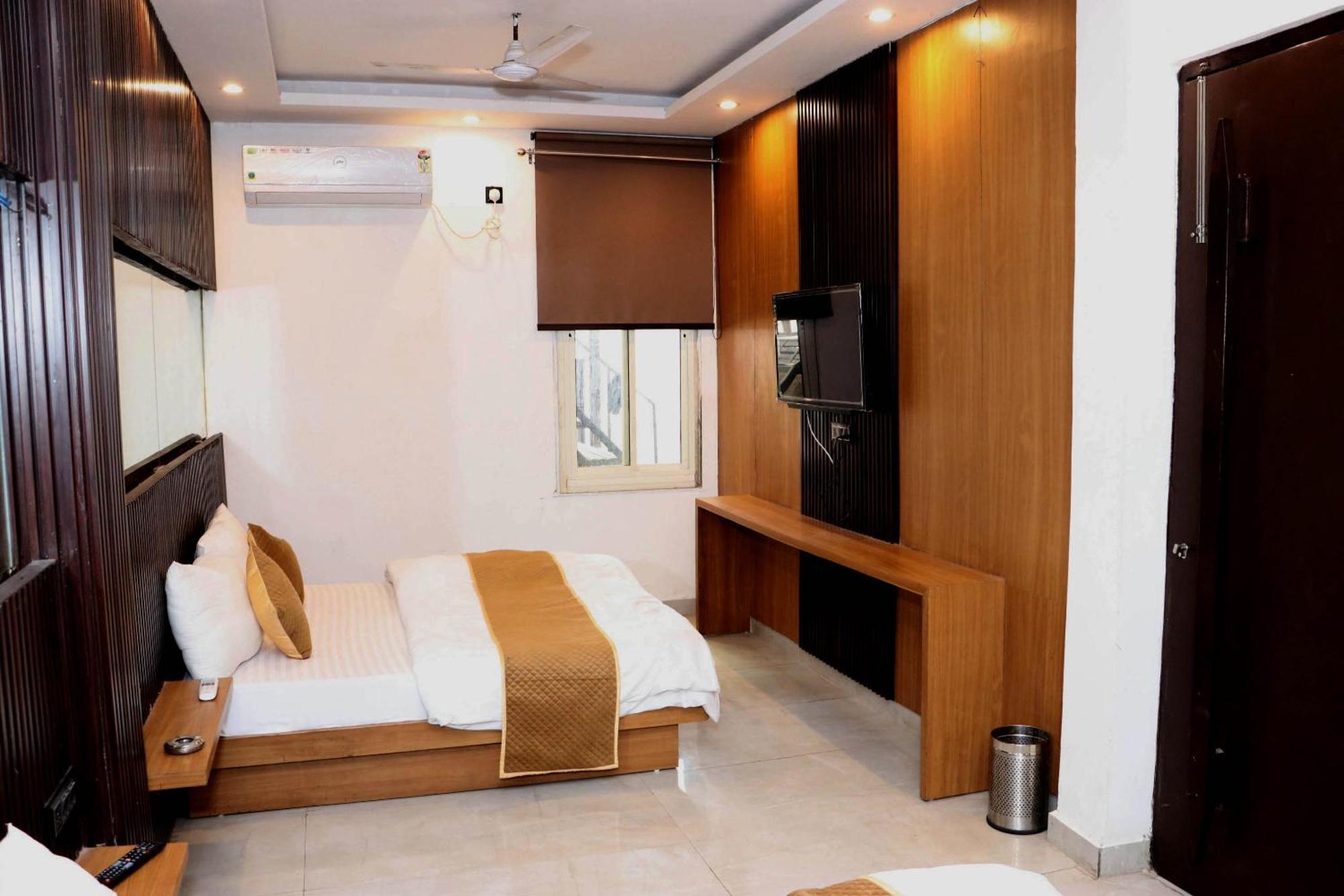 Bunk Hostel Delhi Best Backpacking Accommodation New Delhi Exteriör bild